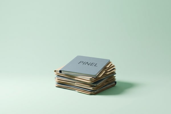 Une pile de dossier